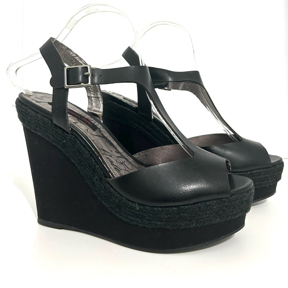 Material Girl Black Faux Leather T-Strap Platform Faux Suede Heel with C…